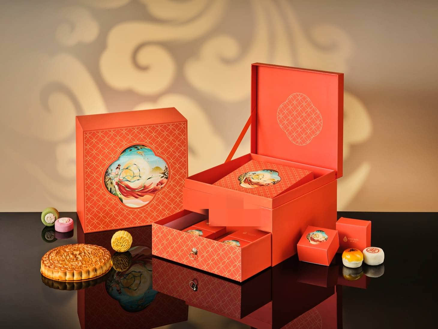 Custom Magnetic Gift Box Manufacturer
