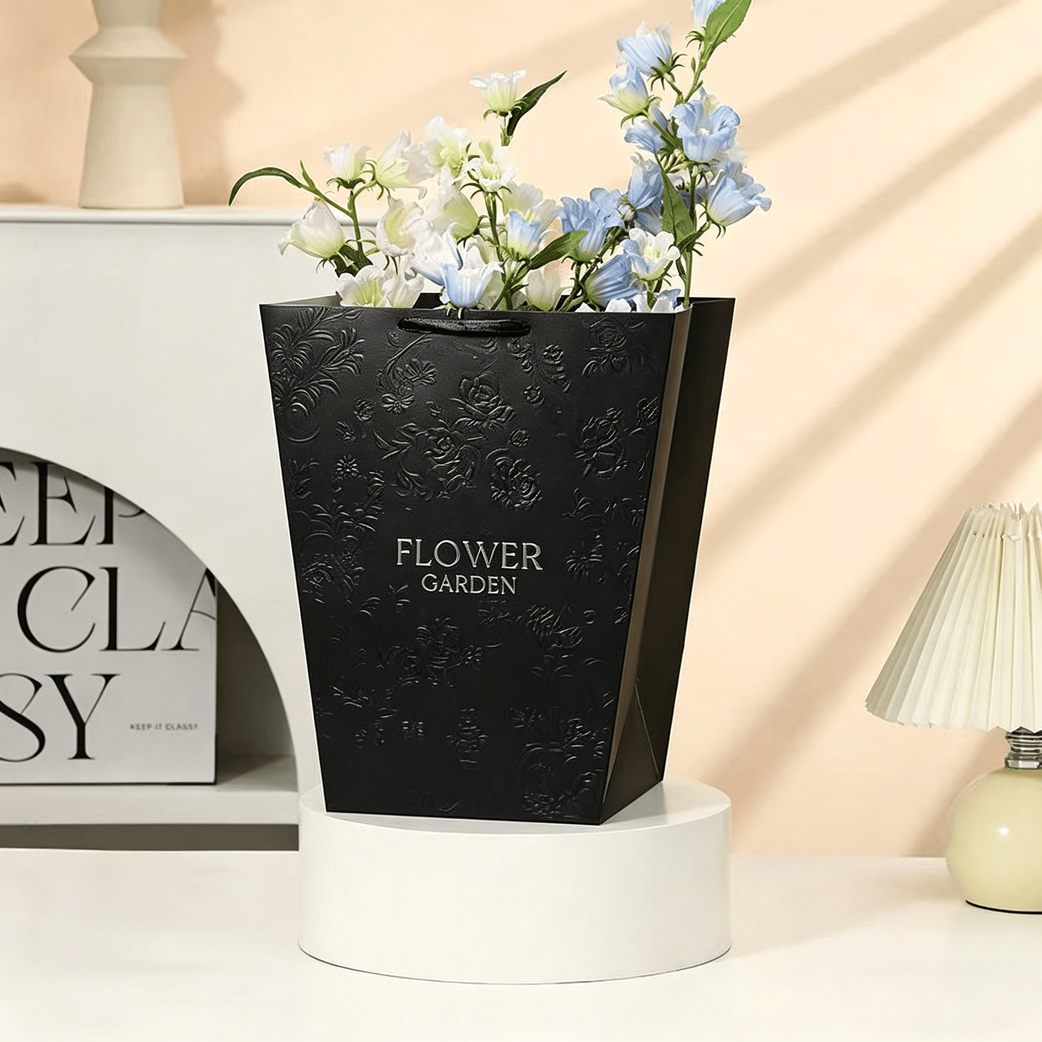 Custom Recyclable Flower Bouquet Paper Packaging Bags for Florist Gift and Luxury Retail Packaging