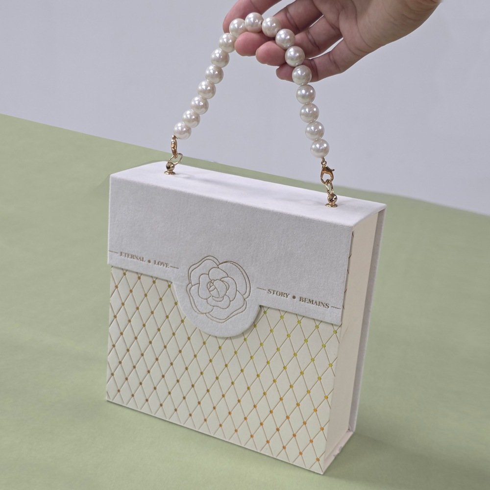 OEM Factory Custom Luxury Jewelry Gift Box Magnetic Rigid Paper Packaging with Pearl Handle