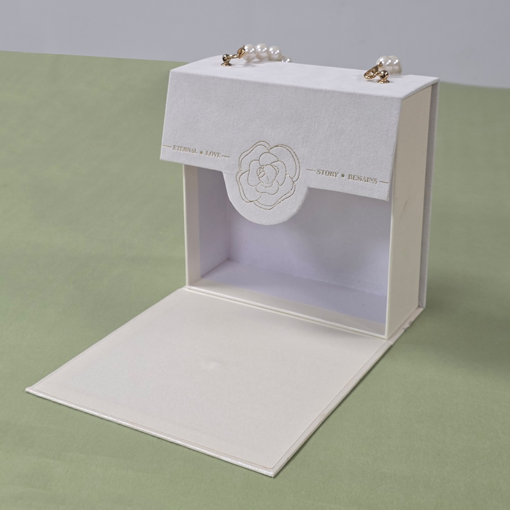 OEM Factory Custom Luxury Jewelry Gift Box Magnetic Rigid Paper Packaging with Pearl Handle